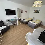 Altstadtoase An Der Marientormauer Apartmán *