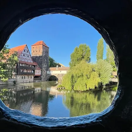 Altstadtoase An Der Marientormauer Núremberg