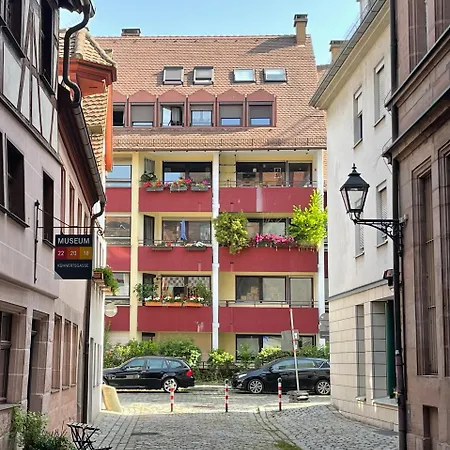 Altstadtoase An Der Marientormauer * Nuremberg